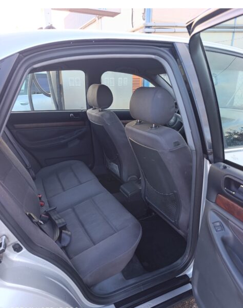 SE vende Audi A4 2.4 Gasolina, año 2000