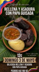 Rellena y asadura con papa guisada